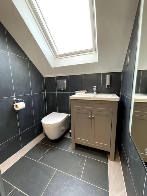 Apt D In Old Grade 2 Converted Farmhouse Market Weighton Exterior photo